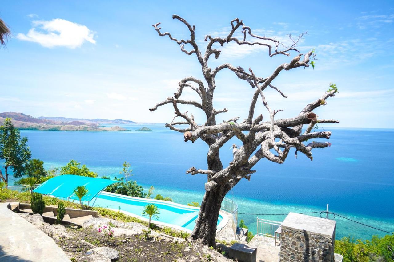 Theodor Hotel Labuan Bajo Exteriör bild